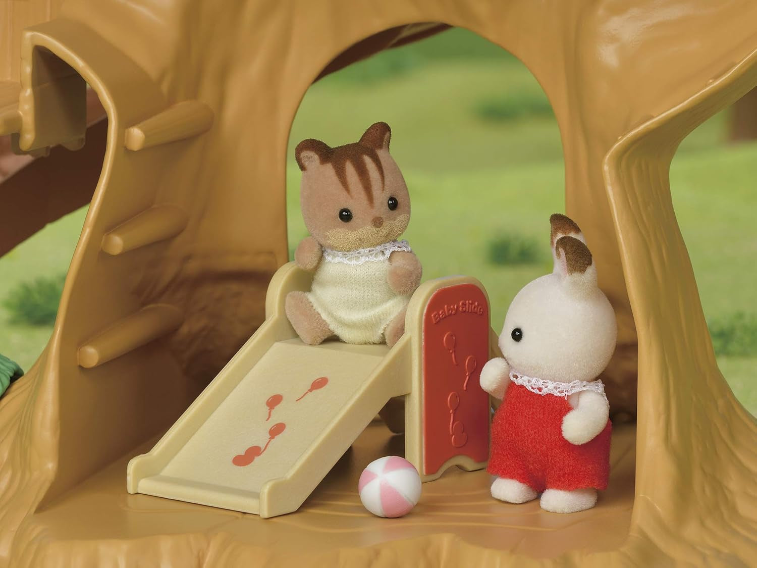 Sylvanian Families 5494 Baumhaus mit Abenteuer – Puppenhaus-Spielset