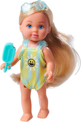 Simba Evi Love Travel, 2 verschiedene Modelle, es wird nur EIN Artikel geliefert, Puppe in einem Rollkoffer, trägt einen Badeanzug mit Rüschen, inklusive Sonnenbrille und Eiscreme, 12 cm, ab 3 Jahren