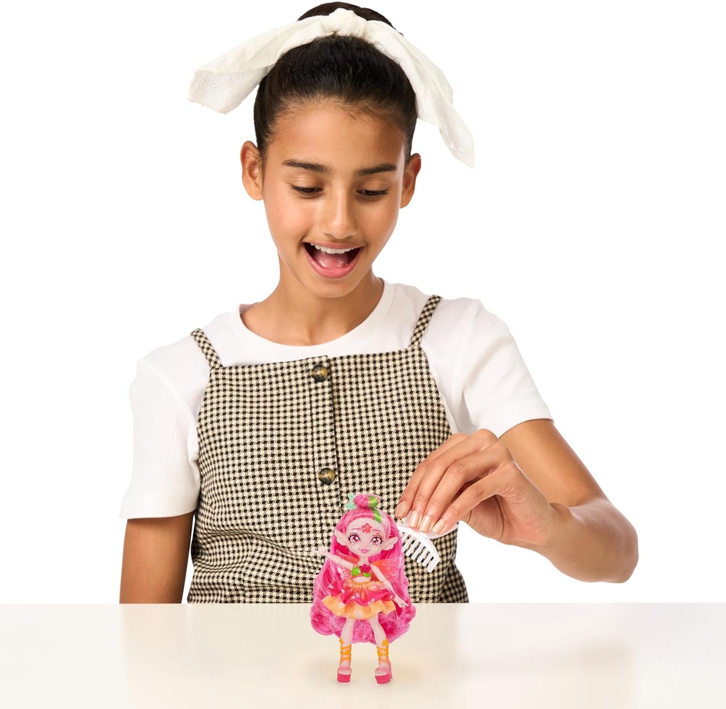 Pixlings Faye Deer Doll: Die magische Enthüllung der wunderschönen und detaillierten 16,5 cm großen Pixlings-Puppe in einer Zaubertrankflasche