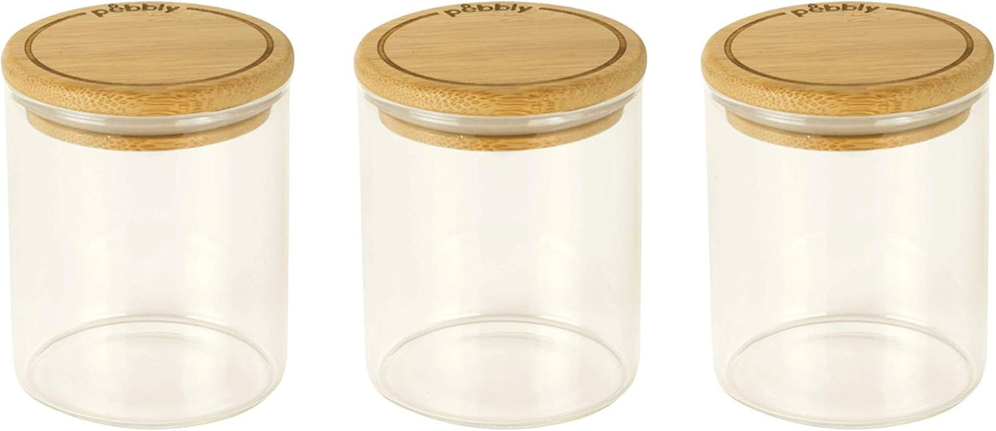 Set aus 3 quadratischen Glasbehältern mit Bambusdeckel – 800 ml, Borosilikatglas, Bambus, Silikon, natur, 11 x 11 x 11 cm. Frischhaltedosen Naty Shop Set aus 3 Boîtes À Épices – 180 ml