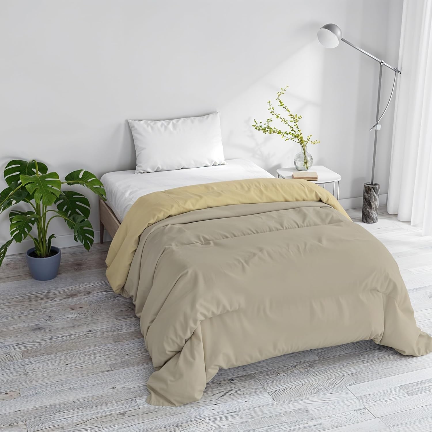 Einfache Winterdecke, schlicht und gefüttert, dunkelgrün/creme, 200 x 245 cm. Naty Shop Bettdecken und Steppdecken Taupe/creme 160 x 245 cm
