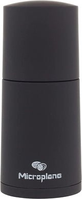 Schwarze Microplane-Gewürzmühle für Muskatnuss, Zimt, Tonkabohnen, langen Pfeffer und andere trockene Gewürze. Roste und Mühlen. Naty Shop Black Single