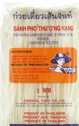 Reisnudeln – Thailändische, 3 mm breite Reisbandnudeln, hergestellt aus Reismehl – ​​17 x 400 g