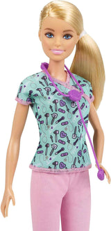 GTW39 Barbie-Puppe – Krankenschwester (ca. 30 cm) mit bedrucktem Oberteil und rosa Hose, weißen Schuhen und Stethoskop, tolles Geschenk für Kinder ab 3 Jahren