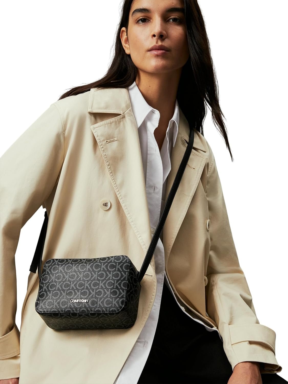 Calvin Klein Damen Umhängetasche Ck Must Camera Bag Mono Klein, Schwarz (Black Mono), natürliche Größe Damentaschen Naty Shop
