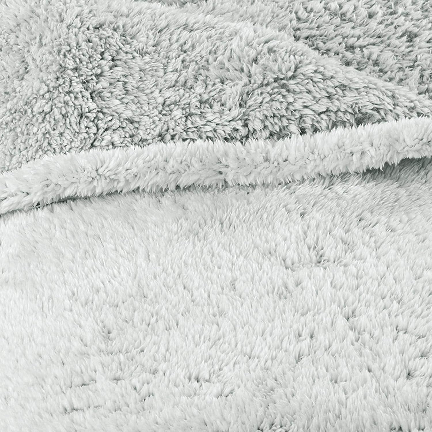Aqua-Textil Flauschige Kuscheldecke 150 x 200 cm Grau Weiß Melange Plüsch-TV-Decke Tagesdecke Sherpa-Fleece Öko-Tex Ottawa Betten und Decken Besuchen Sie den aqua-textil-Store