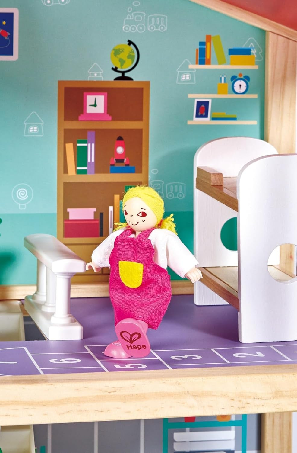 Hape Puppenvilla, 10-Zimmer-Puppenhaus aus Holz, kreatives Rollenspiel inklusive Möbel und Zubehör, Lernspielzeug für Kinder ab 3 Jahren
