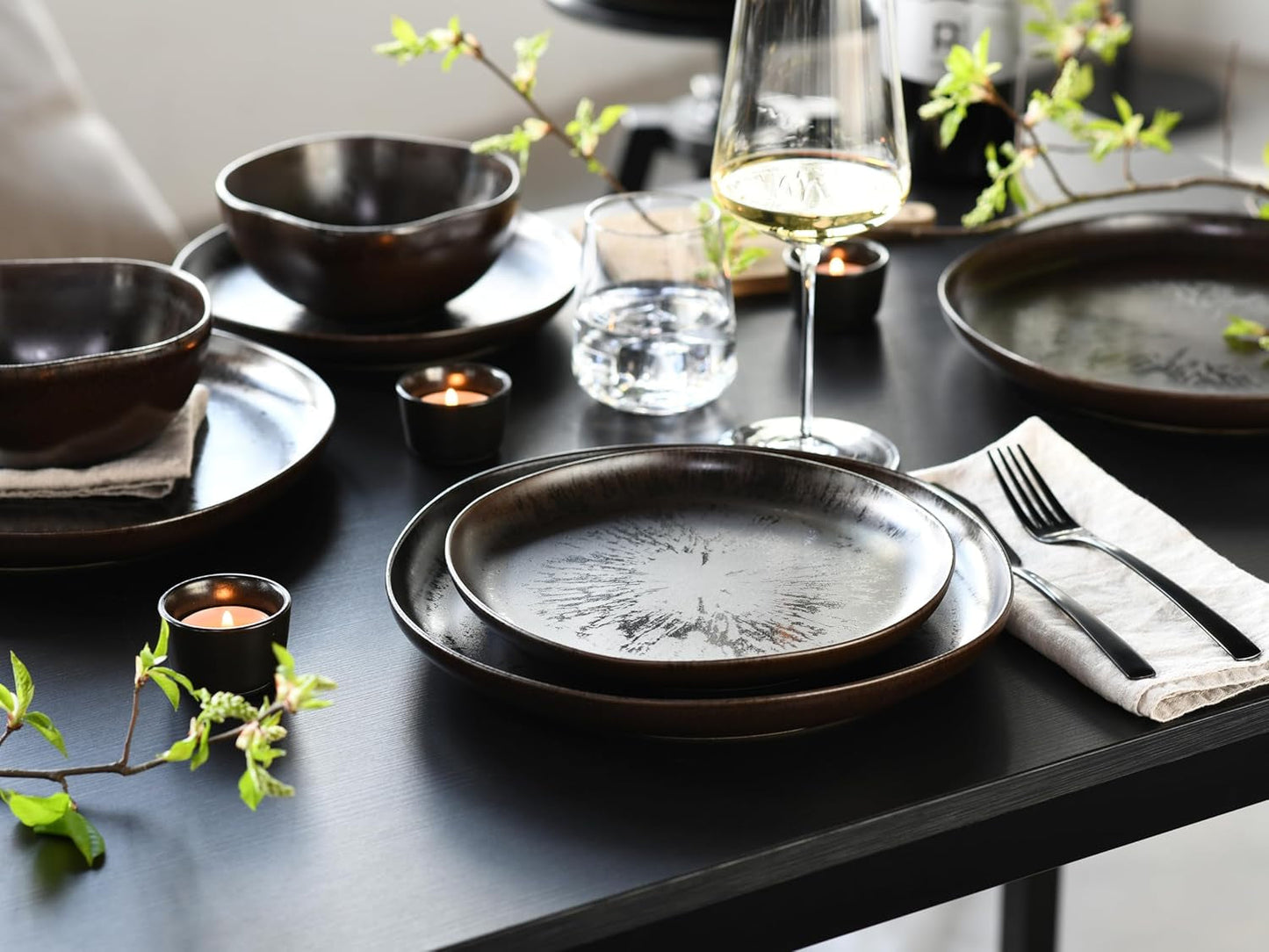 CreaTable, 21249, Natura Organic RUSTY Serie, 12-teiliges Geschirrset für 4 Personen, Tellerset aus Porzellan, spülmaschinen- und mikrowellengeeignet, hergestellt in Europa