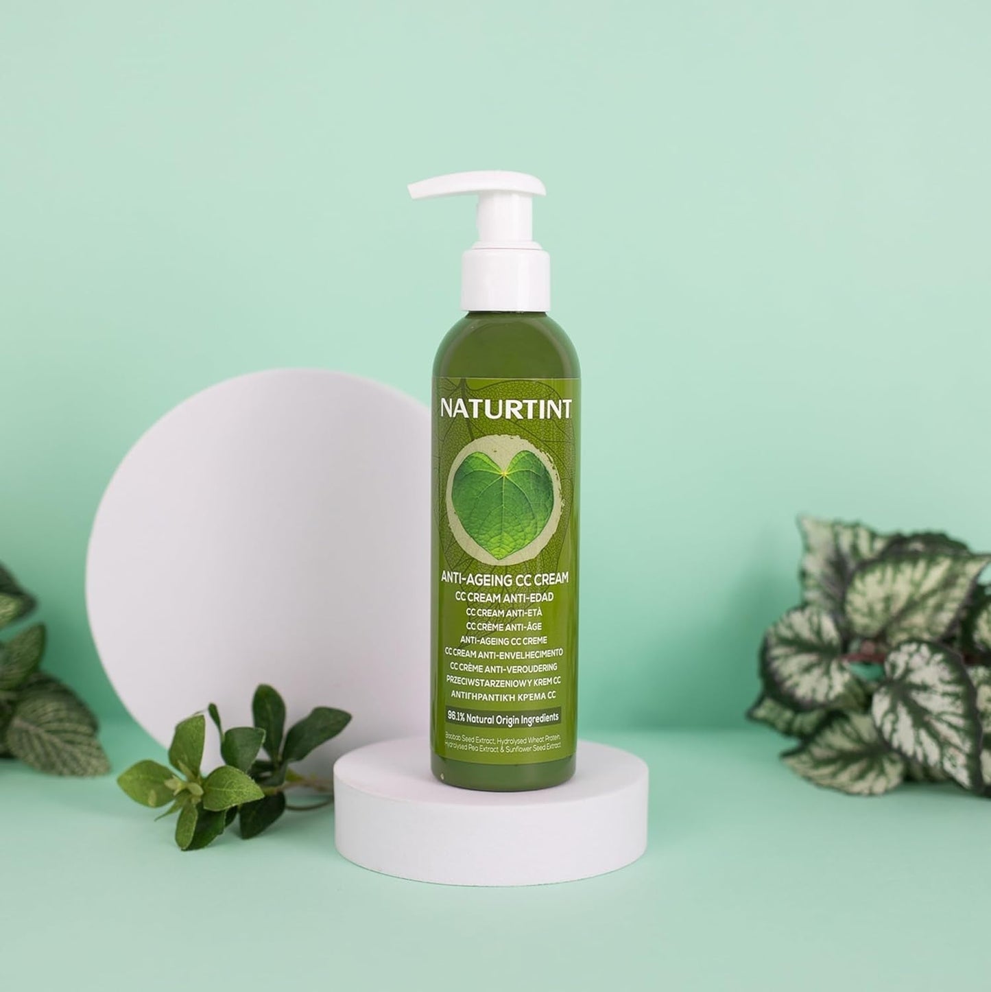 Natürliche Tönung CC-Creme. Haarmaske ohne Ausspülen. Für trockenes und strapaziertes Haar. Repariert und spendet Feuchtigkeit. 96 % natürliche Inhaltsstoffe. 200 ml Naty Shop Haarmaske