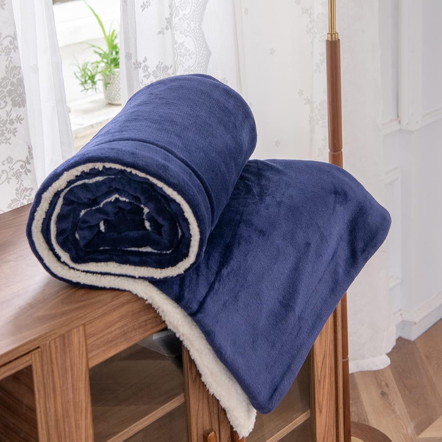 Kono Sherpa-Fleece-Überwurfdecke, 150 x 200 cm, weich, gemütlich, flauschig, wendbar, Mikrofaser, feste Decken für Bett, Couch, Couch (Marineblau, Doppelbett/Doppelbett). Betten und Decken. Besuchen Sie den KONO-Store