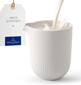 Villeroy & Boch – Afina Milchbecher 170 ml, weiß, spülmaschinenfest, mikrowellengeeignet, Milchkaraffe, Kaffeezubehör, Keramikkanne, Untertasse, Geschirr, Premium-Porzellan