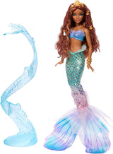 Mattel Disney Arielle, die kleine Meerjungfrau – Deluxe-Meerjungfrau-Puppe mit Haarperlen und Puppenständer zum fantasievollen Spielen und Präsentieren, für Kinder ab 3 Jahren, HNF42