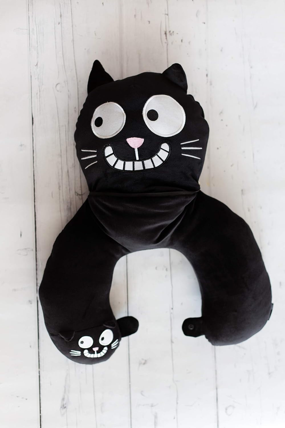Moses Nackenkissen. Ed, die Katze | 2-in-1 Nacken- und Kopfkissen für die Reise | Katzenreisekissen, 28 cm, Schwarz