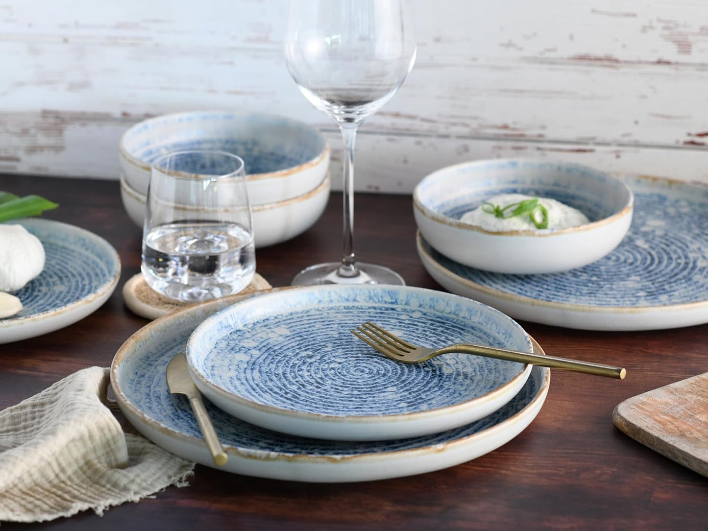 CreaTable, 21652, Uno Mykonos-Serie, 12-teiliges Geschirrset, Porzellanteller-Set, spülmaschinen- und mikrowellengeeignet, hergestellt in Portugal