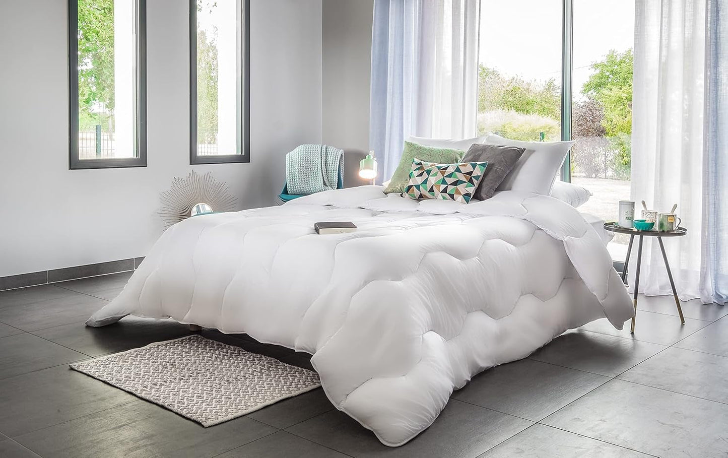 Blanrève – Bettdecke Aerelle Blue – Sehr weich – flauschig und bequem – Einzelbett – Umweltbewusst – Komfortfaser fühlt sich gut an, 140 x 200 cm Bettdecken und Steppdecken Naty Shop