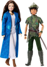 DISNEY Peter Pan und Wendy – bewegliche Figuren mit typischen Kostümen und abnehmbaren Accessoires, Hose aus weichem Material, zum Nachspielen von Lieblingsszenen oder zum kreativen Spielen, für Kinder ab 3 Jahren, HNY36