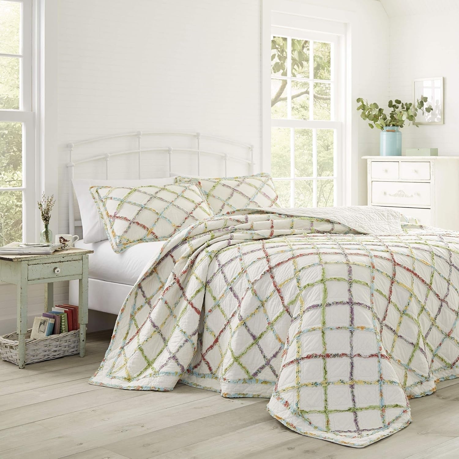 Laura Ashley Home Rüschen Garden Collection Steppdecke, 100 % Baumwolle, ultraweich, für alle Jahreszeiten, wendbar, elegant, Doppelbett, cremefarben (197783) Bettdecken und Steppdecken Naty Shop Twin