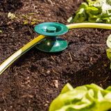 3er-Set Schlauchführungen, grün, 24 x 9 cm | Gartenschlauch- und Kabelführung mit Erdanker | Schlauchtrommel zum Schutz von Beeten und Hauswänden | Haspel für Gartenschlauch und Kabel
