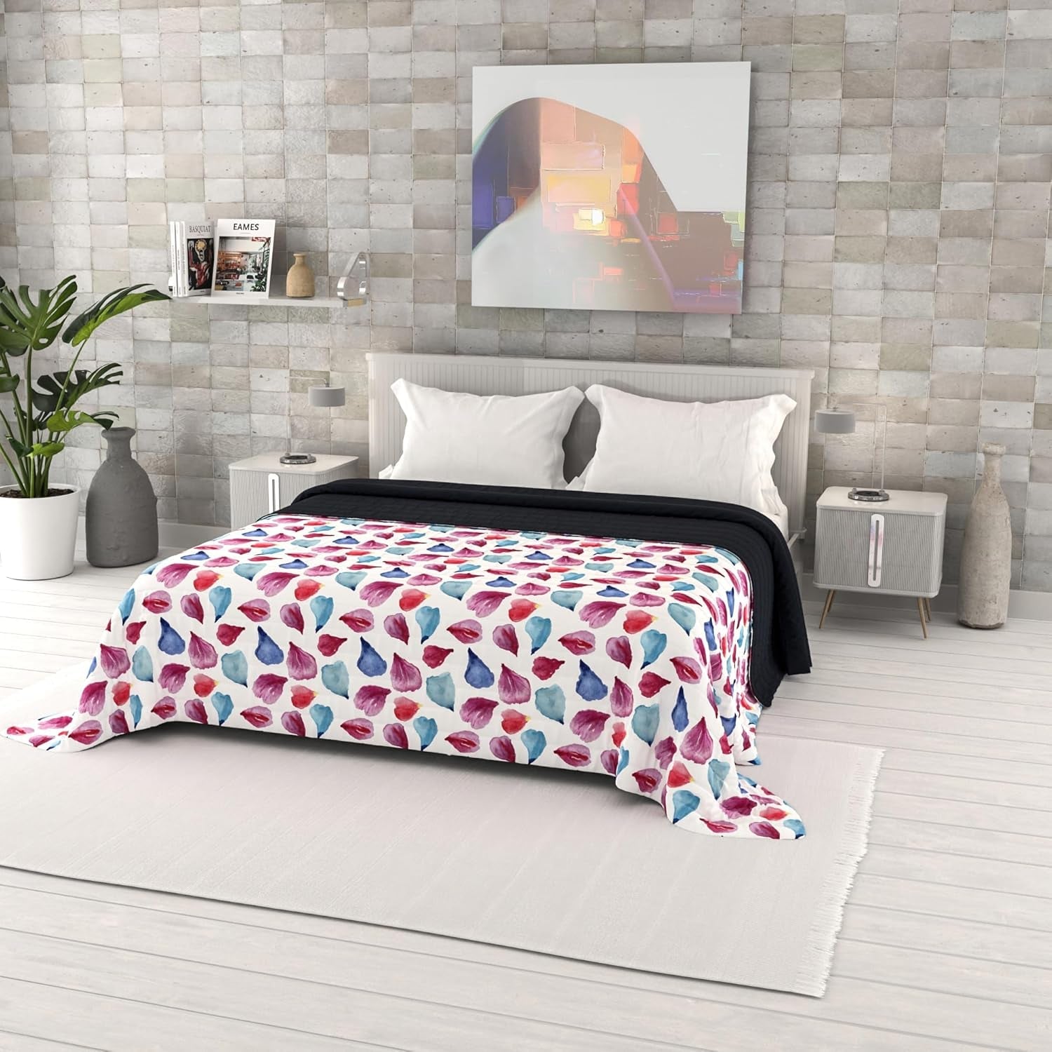 Fantasiebedruckte Sommerdecke, Polyesterfüllung, Blütenblätter, 260 x 270 cm. Steppdecken und Steppdecken Naty Shop Blütenblätter 260 x 270 cm
