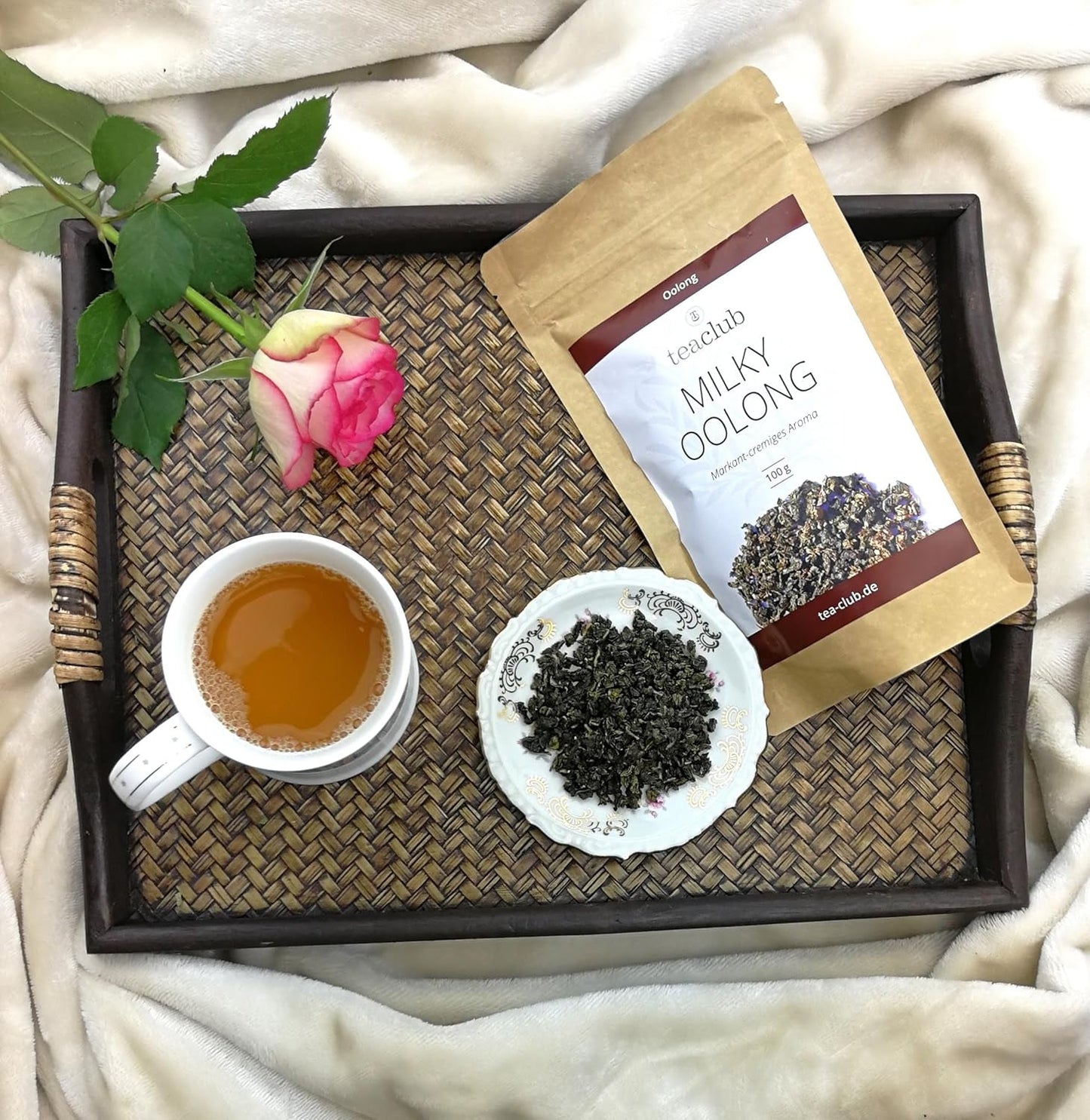 MILKY OOLONG 100G, Premium-Oolong-Tee mit Grüntee-Charakter, halbfermentierter loser grüner Tee, Teaclub Green Tea Loose Leaves