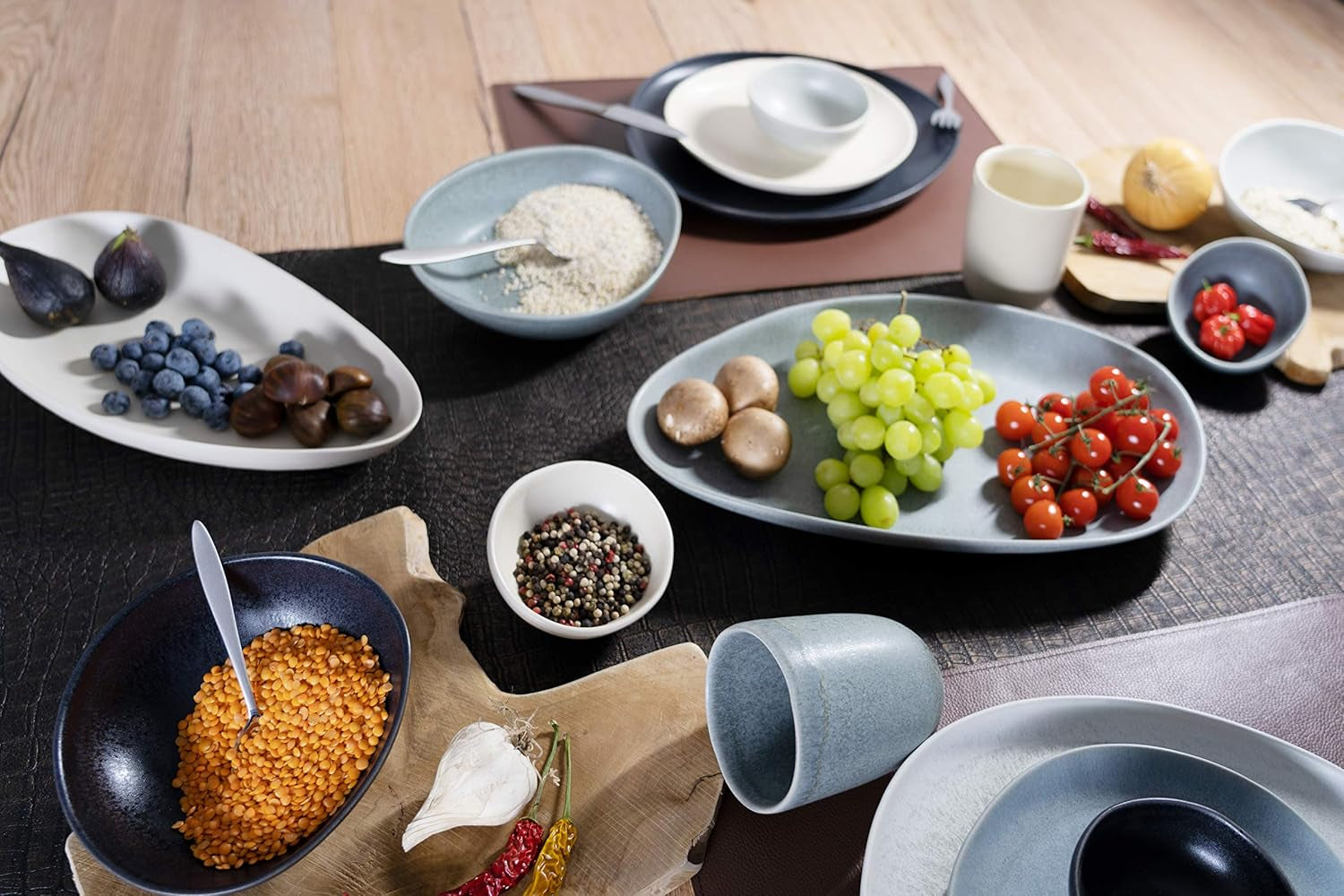 CreaTable, 22139, Serie PIETRA, 4-teiliges Tafelservice für 4 Personen, Tellerset aus Porzellan, spülmaschinen- und mikrowellengeeignet, hergestellt in Europa