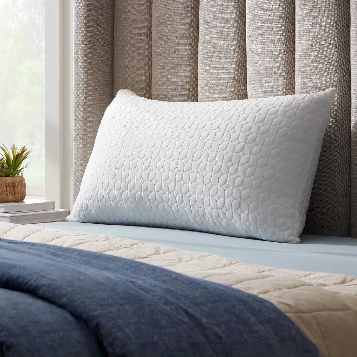 LUCID-Kissen 40 x 80 cm mit Hybridfüllung aus zerkleinertem Memory-Schaum und Mikrofaser – abnehmbare, anpassbare Füllung – waschbarer Bezug – für Seiten-, Rücken- und Bauchschläfer Naty Shop Standardkissen 40 x 80 cm