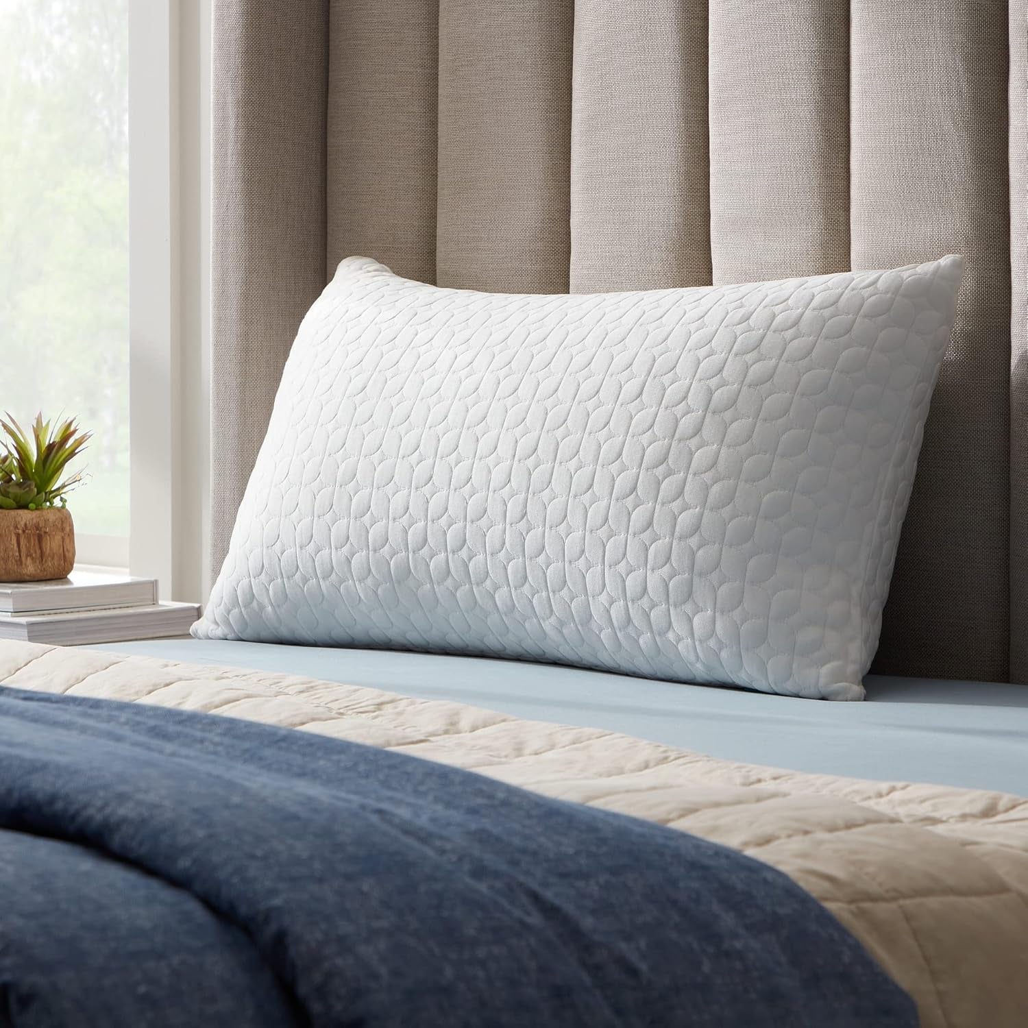 LUCID-Kissen 40 x 80 cm mit Hybridfüllung aus zerkleinertem Memory-Schaum und Mikrofaser – abnehmbare, anpassbare Füllung – waschbarer Bezug – für Seiten-, Rücken- und Bauchschläfer Naty Shop Standardkissen 40 x 80 cm