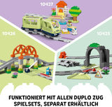 LEGO DUPLO Town Interaktiver Abenteuerzug, Spielset mit Lichtern und Geräuschen für Rollenspiele, ermöglicht 2-Jährigen das Bauen von Gleisen, Lernspielzeug für Vorschulkinder 10427 Bausätze Besuchen Sie den LEGO-Store
