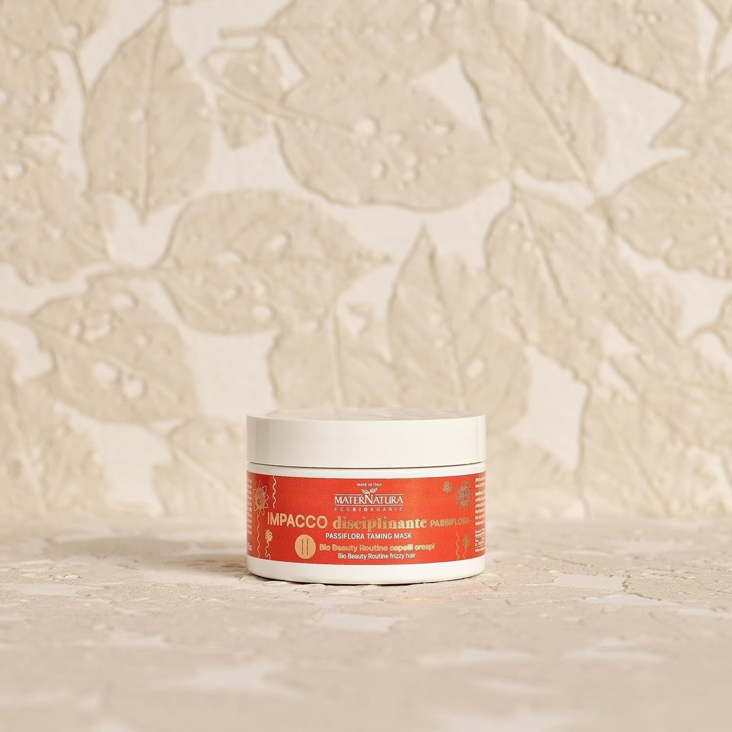 Maternatura Lockige Haarmaske mit Passionsblume, Reparatur, Stärke und Glanz für perfekte Locken, Bio-Schönheitsroutine für lockiges Haar, hergestellt in Italien – 100 ml Naty Shop Haarmaske