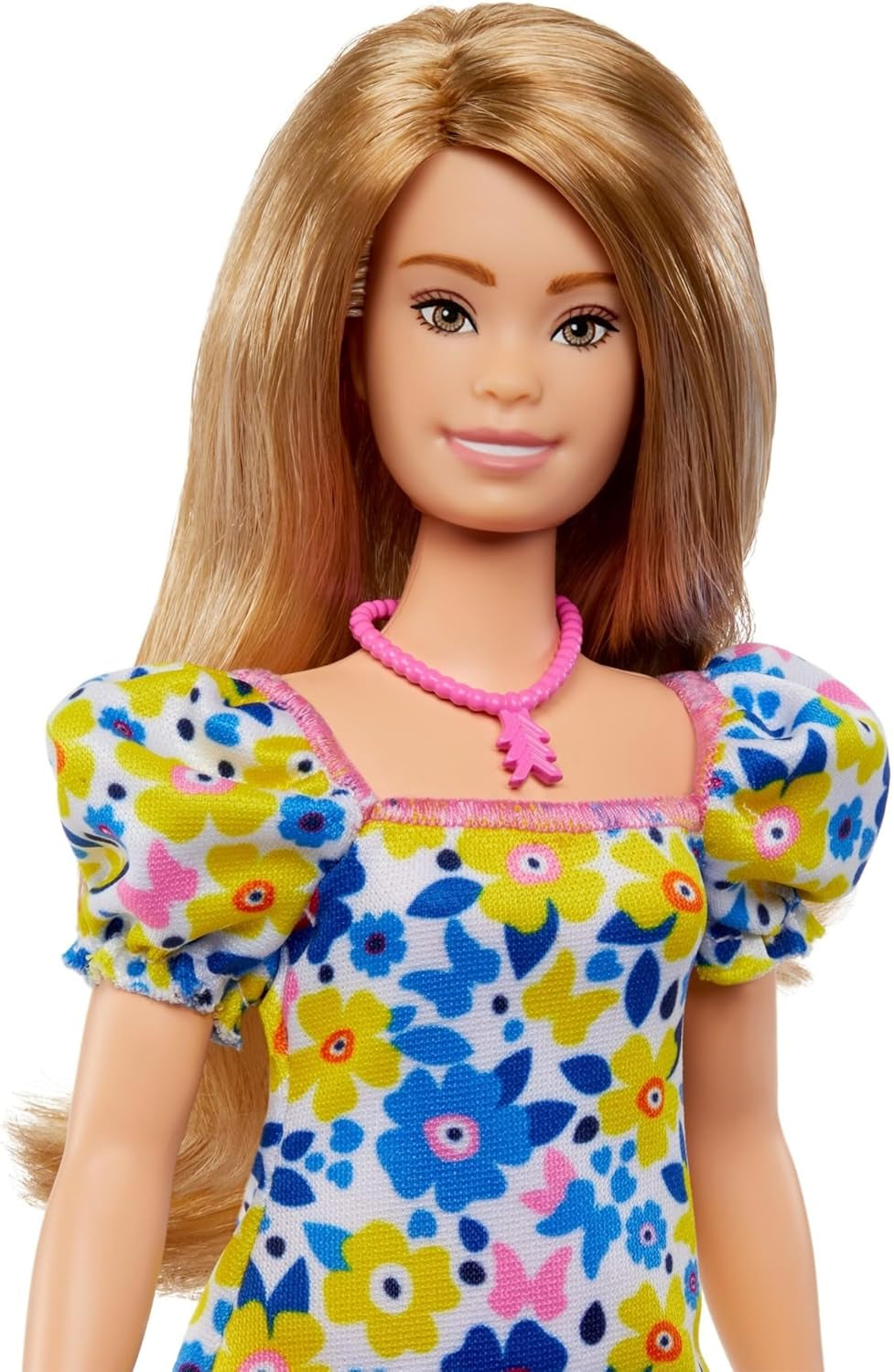 Barbie Fashionistas-Puppe, entwickelt mit der National Down Syndrome Society, mit blonden Haaren und einem modernen Outfit in einem Blumenkleid und weißen Turnschuhen, ab 3 Jahren, HJT05