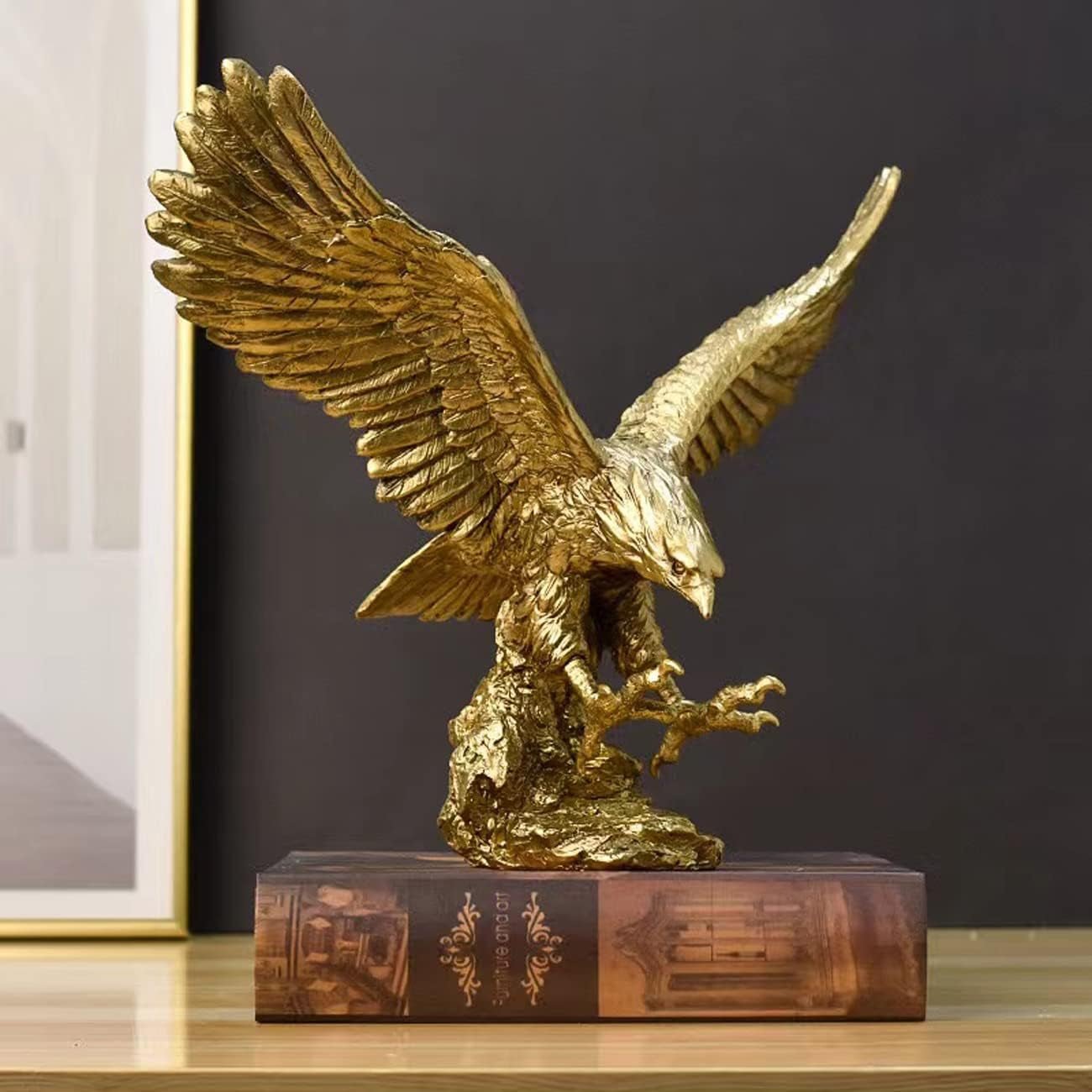 Steinadler-Harz-Ornamente, Statue, Steinadler-Skulptur, moderne Heimbüro-Figur, Dekoration, Schreibtisch-Dekoration (Golden 1). Statuetten und Skulpturen, Naty Shop Gold