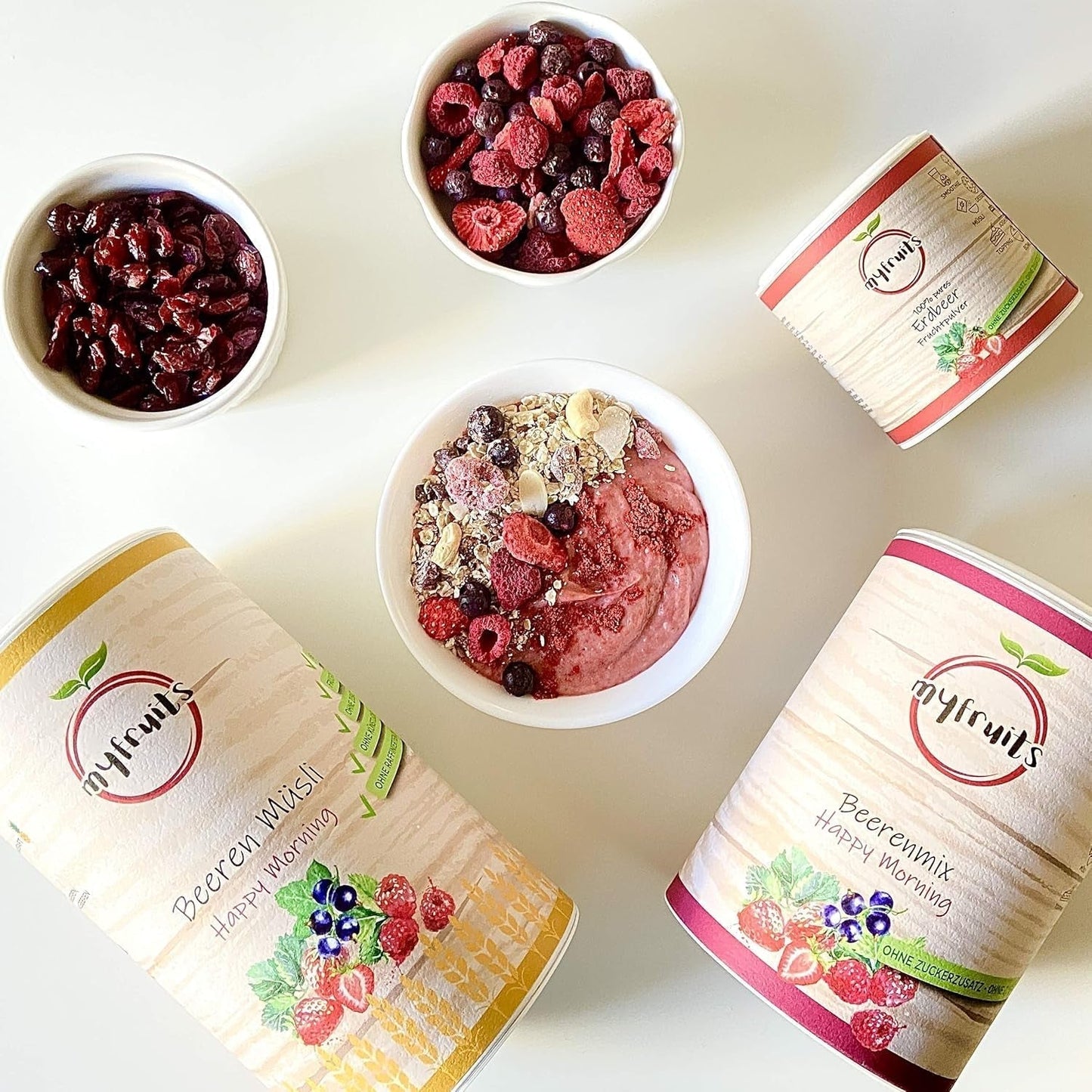 myfruits Beerenmischung, 300g, gefriergetrocknete Früchte- und Beerenmischung, ohne Zuckerzusatz, Erdbeeren, Himbeeren, rote Johannisbeeren, Trockenfruchtmischung Dehydrierte Produkte Naty Shop