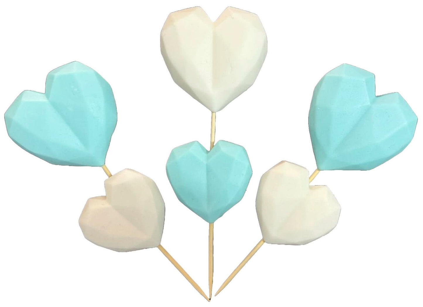 Set mit 6 essbaren Zuckerdekorationen, blaue und weiße Herzdekorationen von Sugar Paste Nati Shop