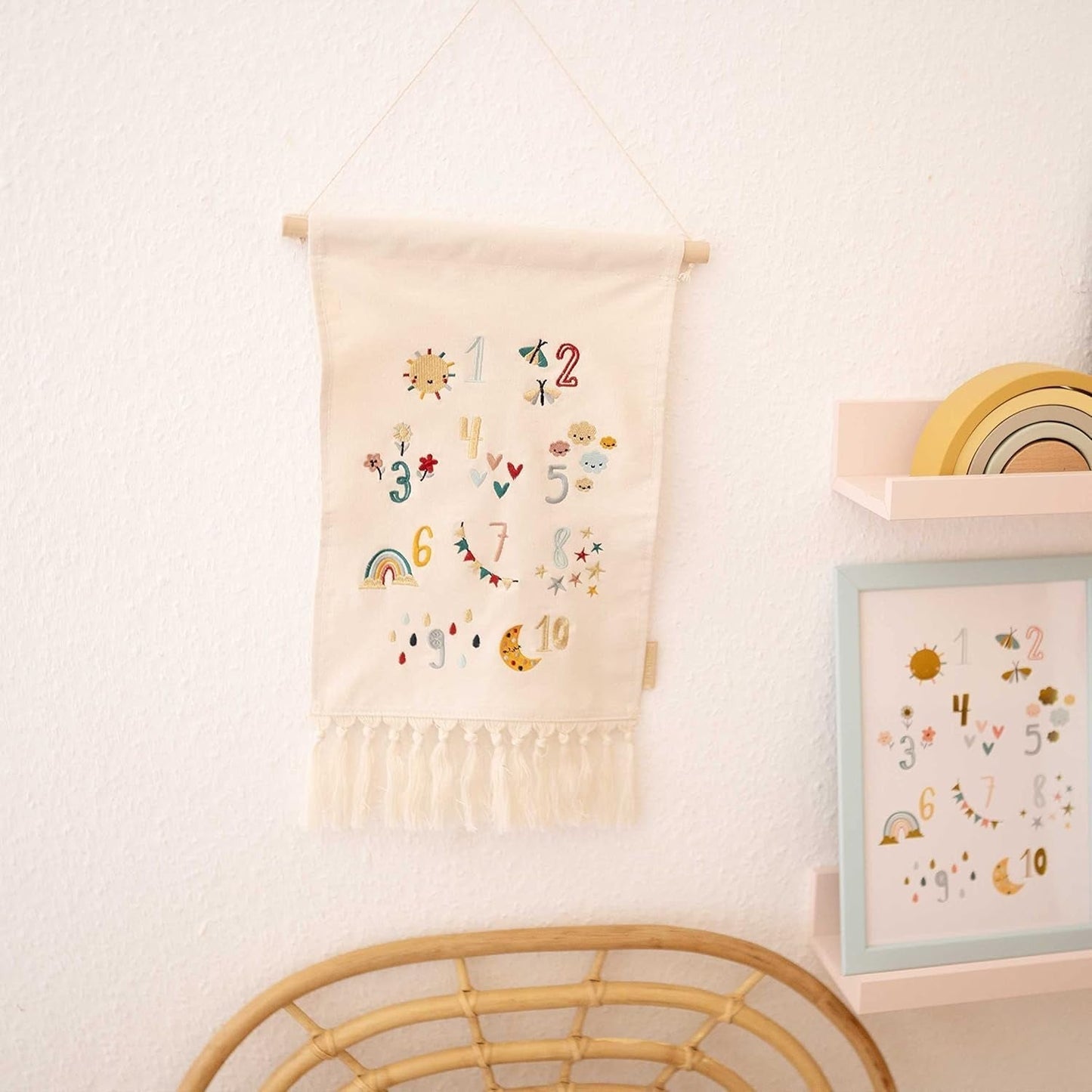 Papier-Drachen-Wandteppich für Jungen und Mädchen von Fabric Room Casa – Accessoires und Dekorationen Naty Shop