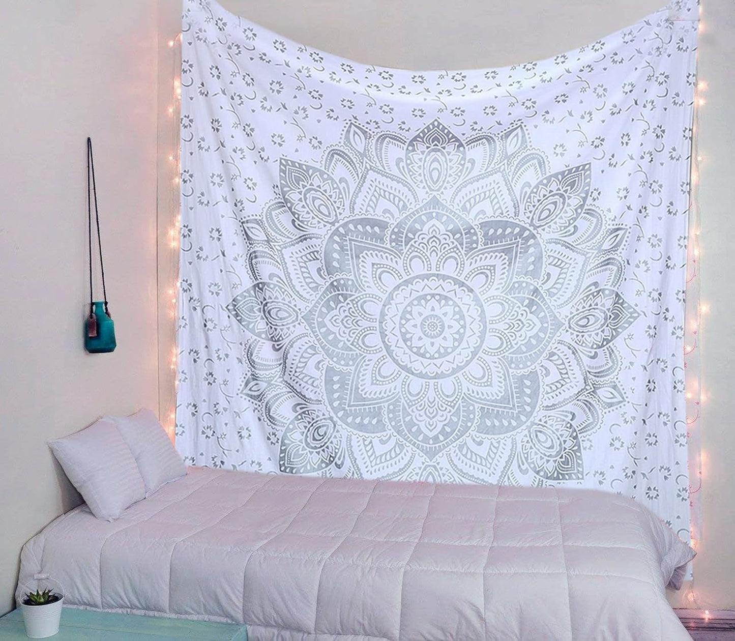 Indischer Wandteppich Mandala Silber Weiß Raumästhetische Leinwand Startseite – Accessoires und Dekorationen Naty Shop