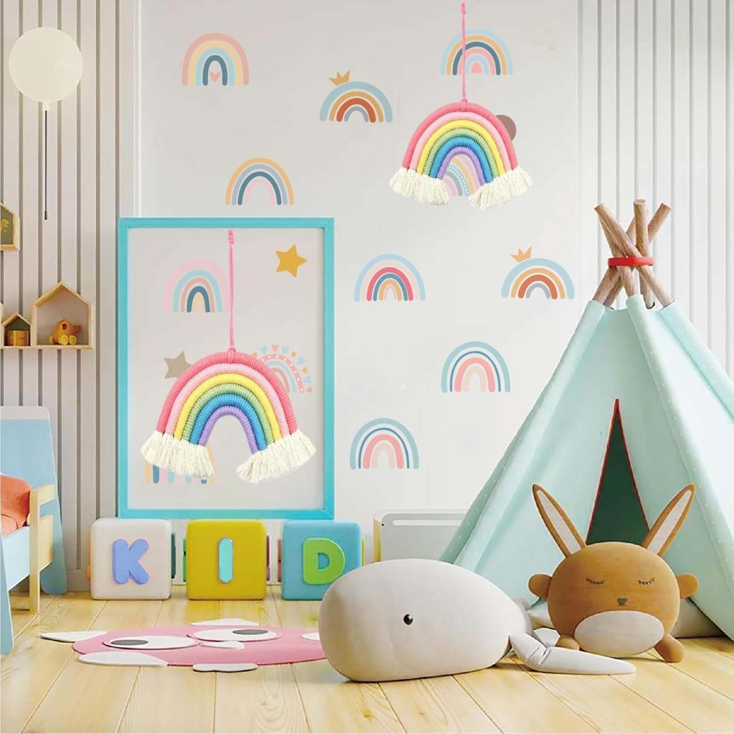 Dekorativer Regenbogen-Wandteppich, der das Schlafzimmer des Kinderzimmers Casa - Accessoires und Dekorationen Naty Shop schmückt