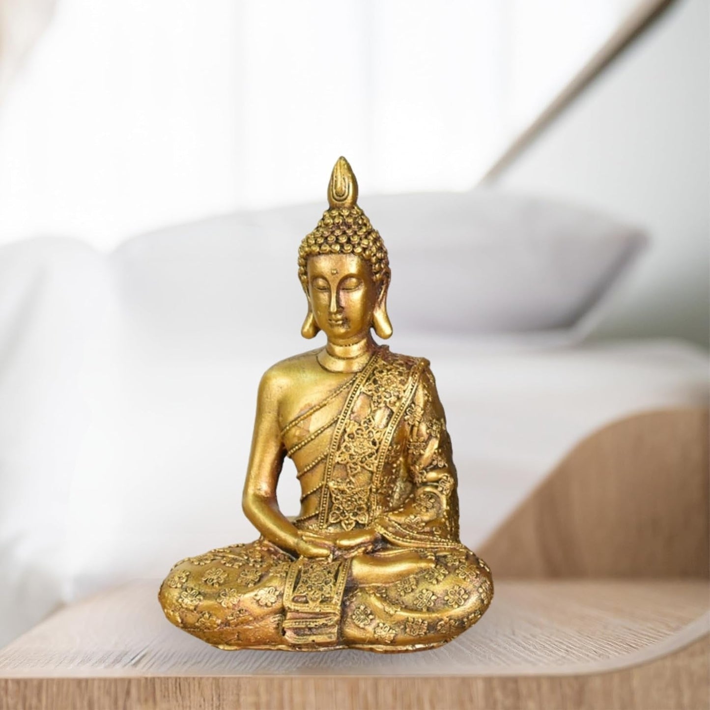 Zen'Light - Statuette mit Buddha-Kopf Sanci - Dekoration für Zen, Meditation und Feng Shui - Geschenk für eine entspannende und spirituelle Atmosphäre - Buddha-Statue - Höhe: 18 cm - Farbe: Gold Statuetten und Skulpturen Naty Shop